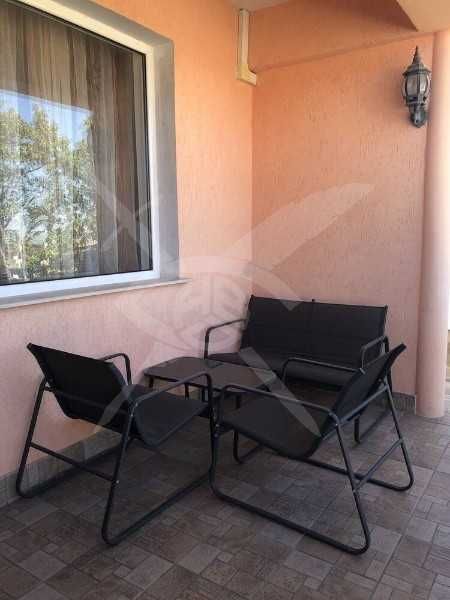 Дава се под наем Етаж от къща в с. Белащица, Област Пловдив - 185 кв.м за 1115 € - Снимка #5