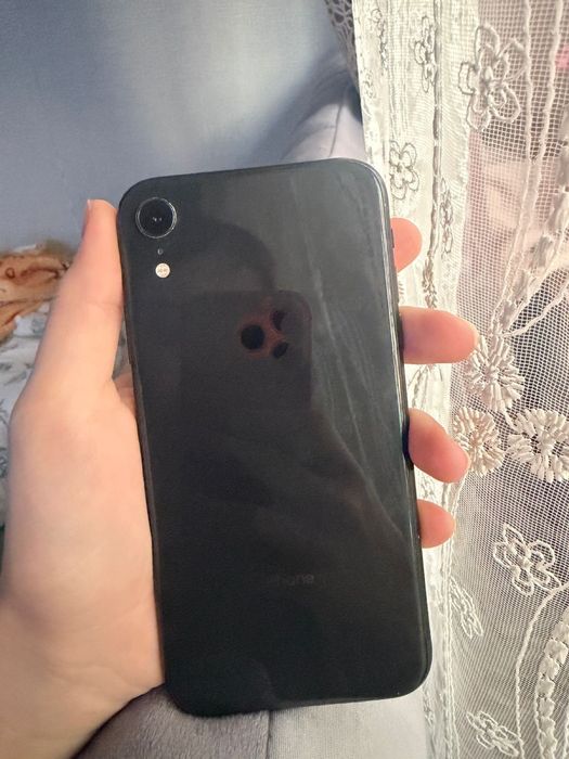 iphone xr в хорошем состояний