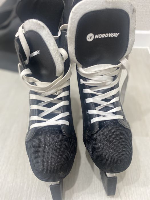 Продам коньки новый’