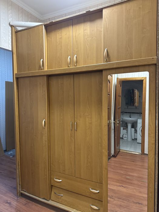 Отдам бесплатно шкаф