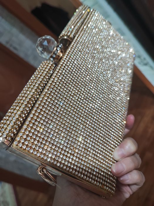 Новый клатч со стразами