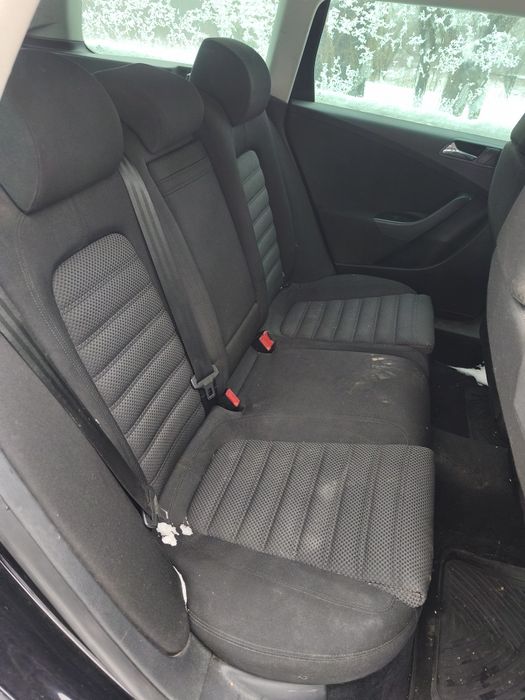 Dezmembrez Volkswagen Passat B6 2.0 tdi BMR 170 cp manual LC9X negru