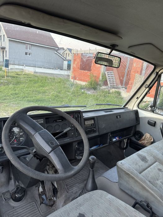 Vand LT 40 detarat cat B  transport auto in acte