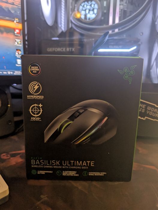 Razer basilisk ultimate with dock