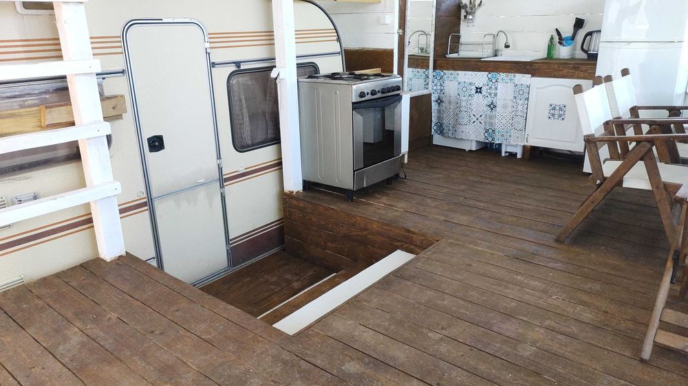 КАРАВАНА до Корал "По-полека, забави"