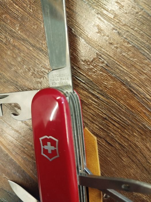 Victorinox huntsman