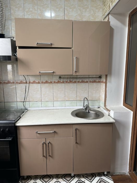 Срочно продается !!! Мебель для кухни