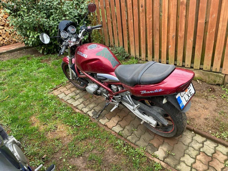 Vand suzuki bandit 250cm ! Nu porneste ! T