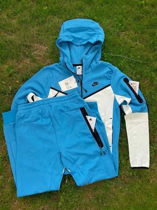 Trening NIKE TECH FLEECE - Trening Set Complet - Model Unisex Premium