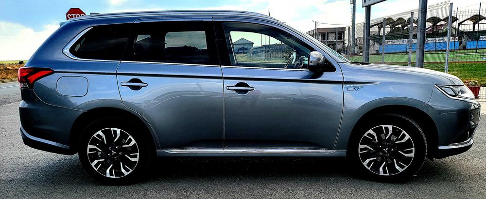 Mitsubishi PHEV Plug-in Outlander
