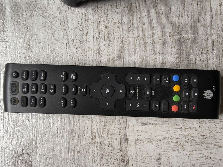 Mediabox HD UPC Vodafone receiver humax HDMI euro scart. Telecomandă și alimentator.