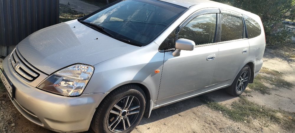 Honda stream минивэн