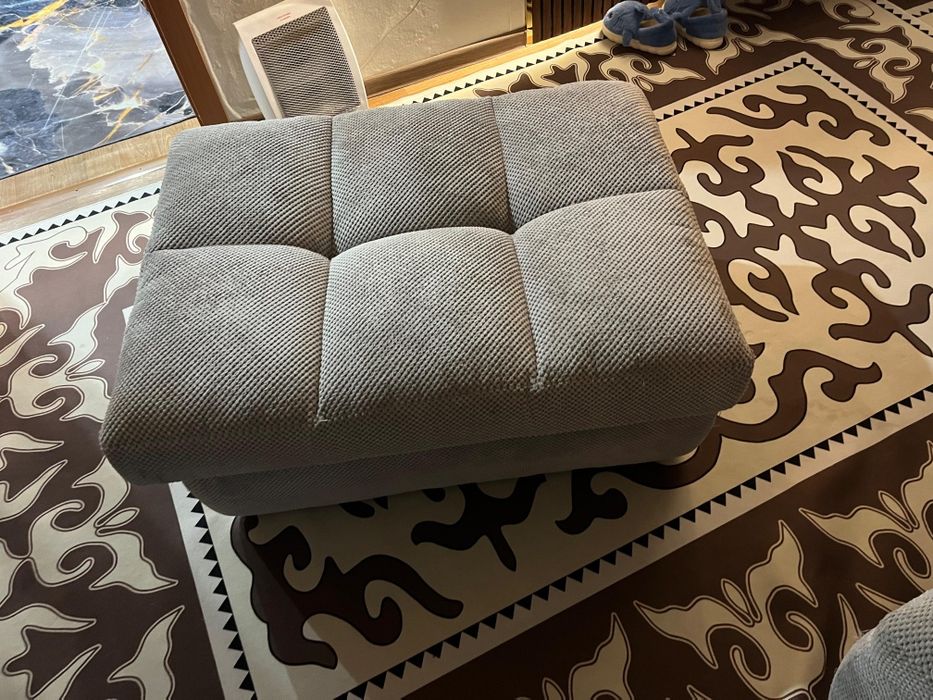 Продам мягкий пуфик