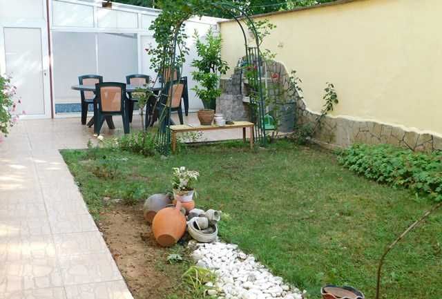 Продава се Къща в Търговище, Център - 150 кв.м за 1350 €/кв.м - Снимка #18