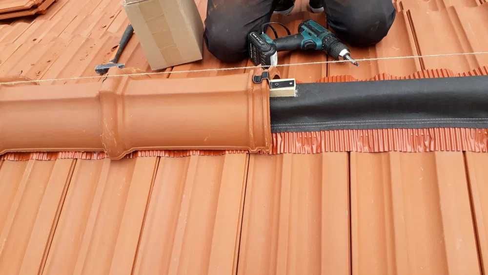 Montaj & Reparații Acoperișuri, Dulgherie, Țiglă Metalică/Ceramică