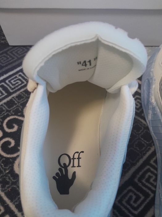 Adidasi Off white Odsy 1000