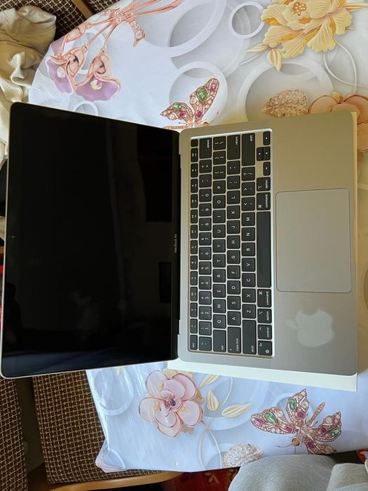 Macbook 13MGN63 серый