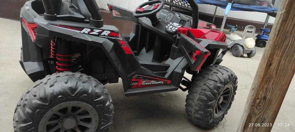 Продам детский электромобиль!