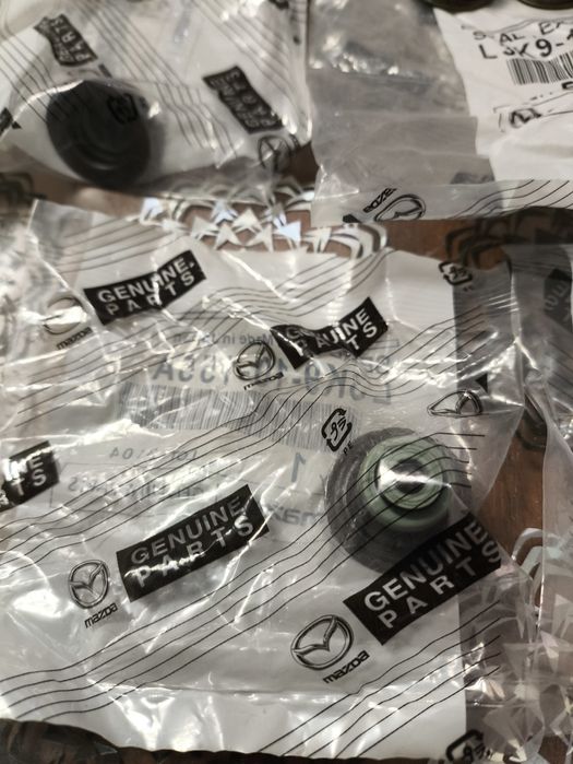 Колпачки маслосьемные