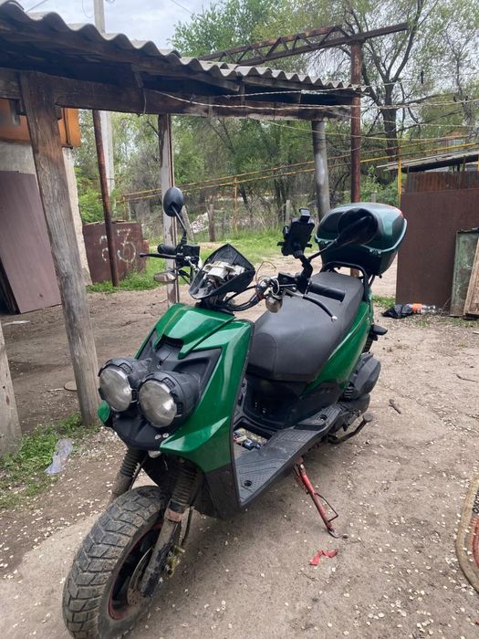 Мопед бумер 180куб