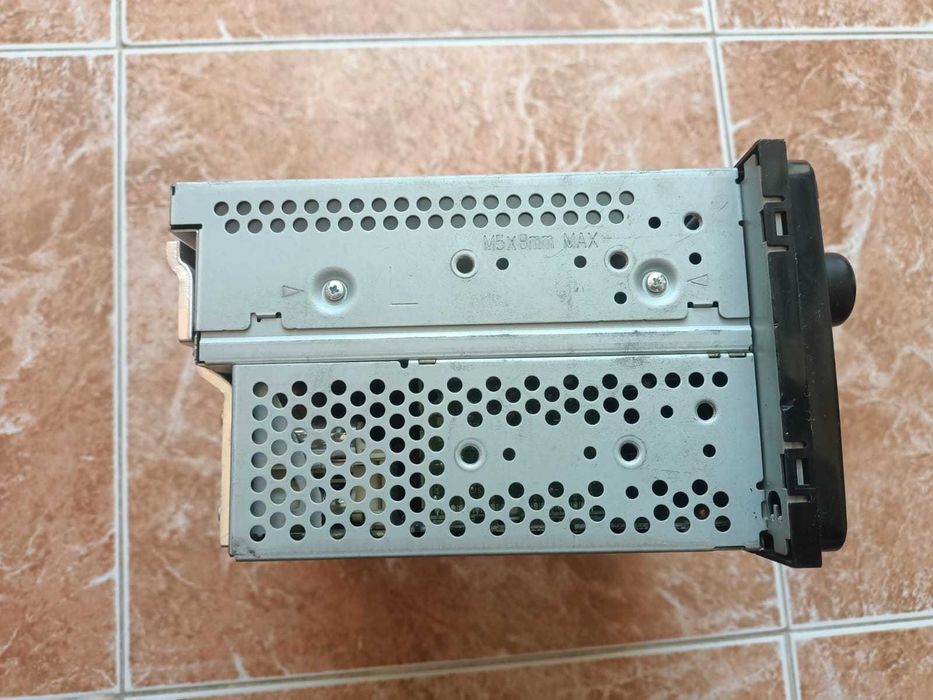 Магнитола на Toyota Prado 150