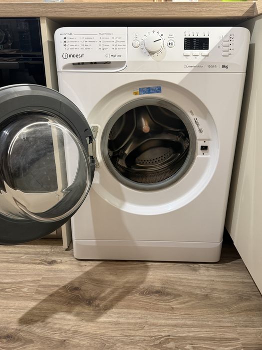 Пералня Indesit - 8 kg/1200 оборота