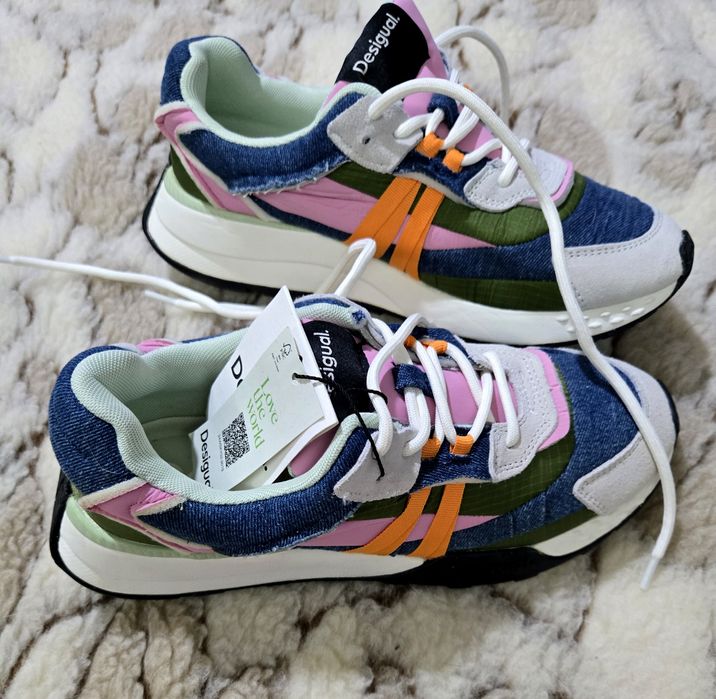 Desiqual оригинални дамски сникърси нови 38.5 номер