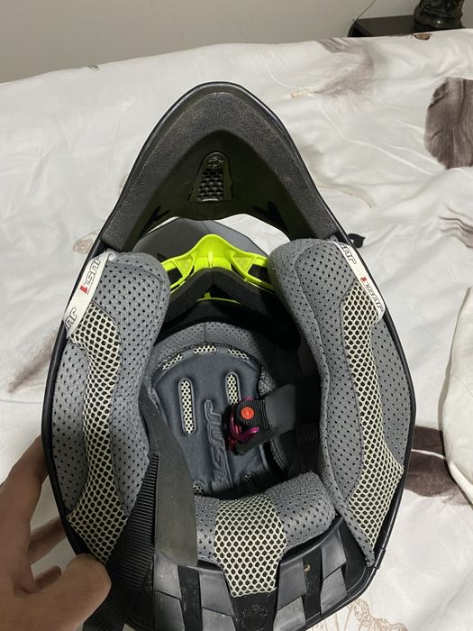 Каска Just1 J18