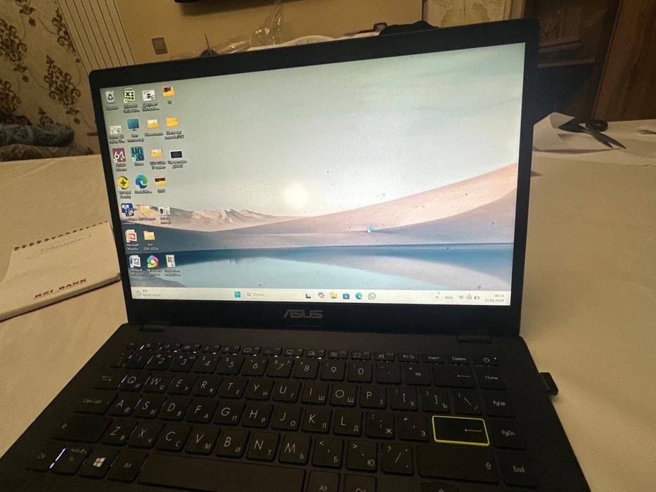 Asus ноутбук черного цвета