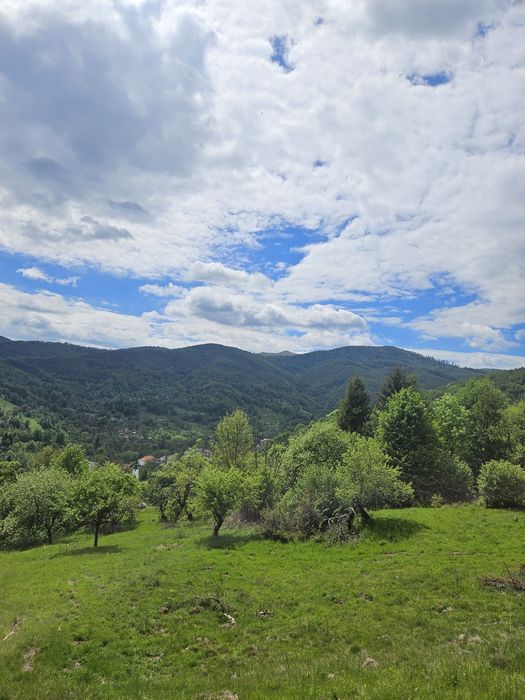 Teren intr-o zona unică, spectaculoasa