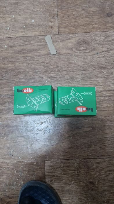 Комплект для установки двери