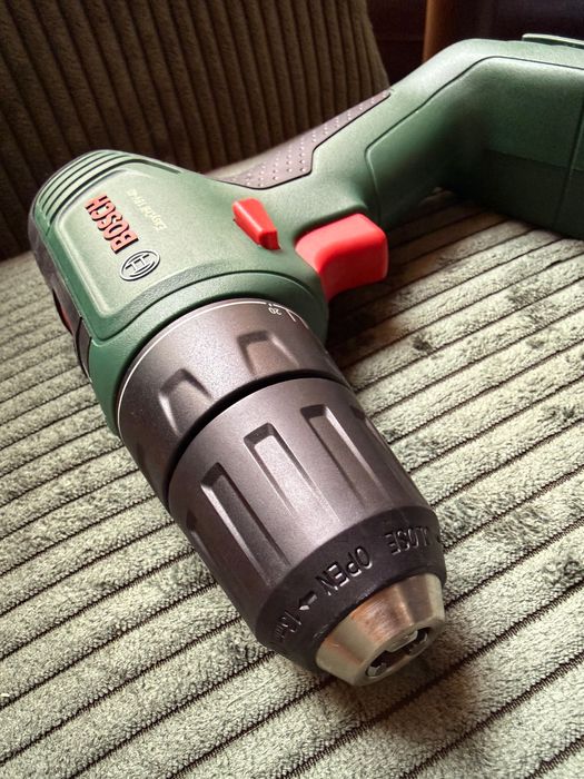 Bosch EasyDrill 18V-40 – Акумулаторен винтоверт (само тяло / Solo)