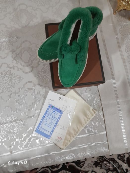 Loro Piano oyoq kiyimi