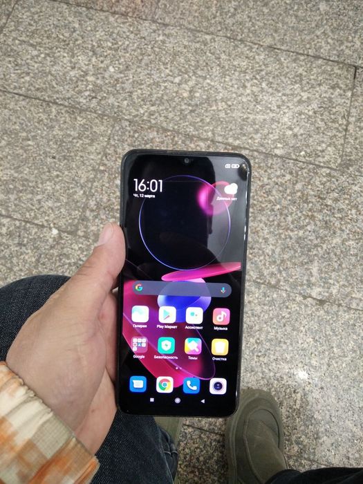 Redmi 9 /4/64/ tali ideal.