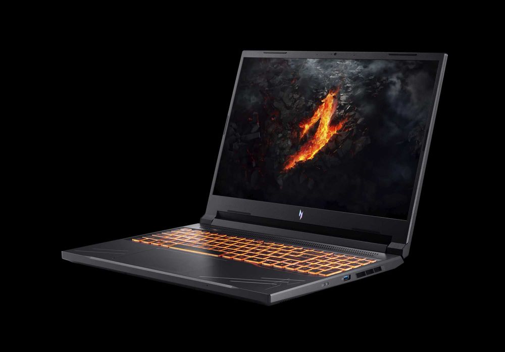 Acer Nitro V15 FHD IPS 165Hz Core 5-210H DDR5 16 GB SSD 512 RTX 4050 6