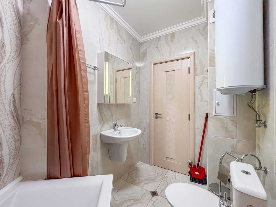 Продава се Тристаен апартамент в Несебър - 99 кв.м за 1768 €/кв.м - Снимка #12