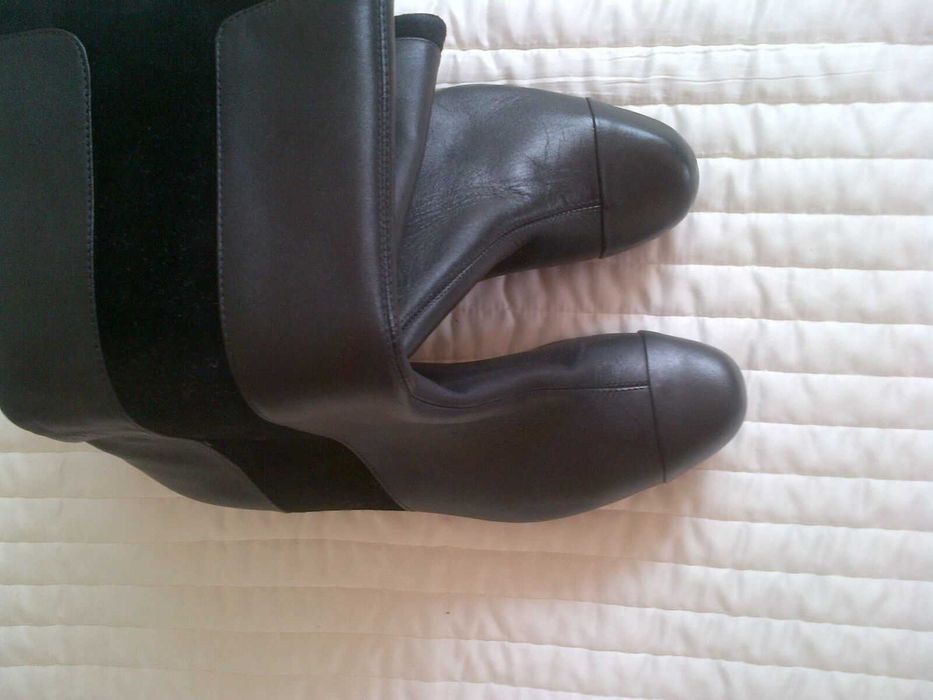 Нови CLARKS естествена кожа велур черни ботуши 40