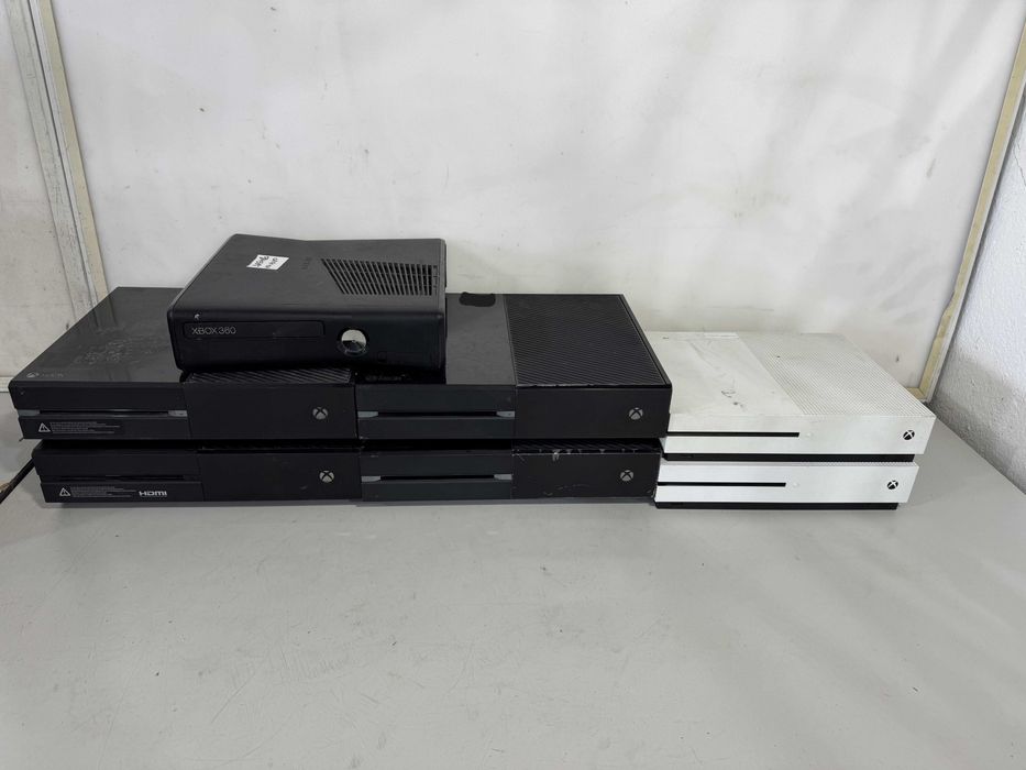 Конзола / ли - Xbox One S, One, 360 / Лот 1