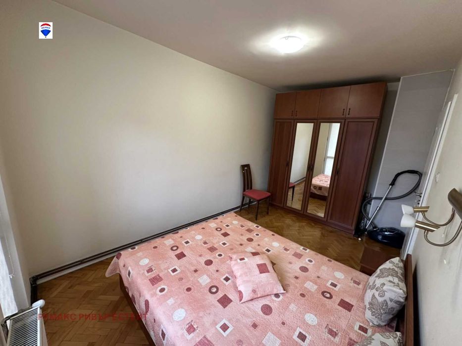 Продава се Тристаен апартамент в Русе, Здравец Изток - 71 кв.м за 1035 €/кв.м - Снимка #5