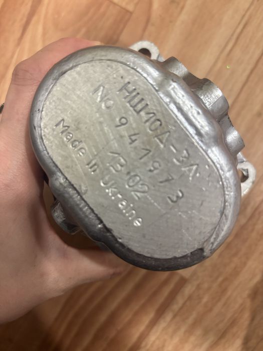 Продам насос на трактор