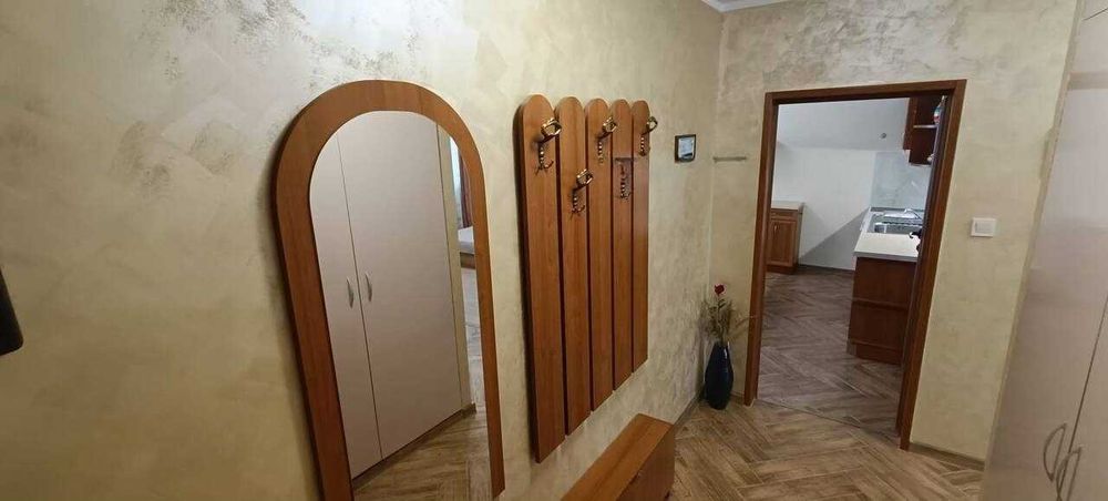 Дава се под наем Тристаен апартамент в София, Младост 2 - 74 кв.м за 700 € - Снимка #3