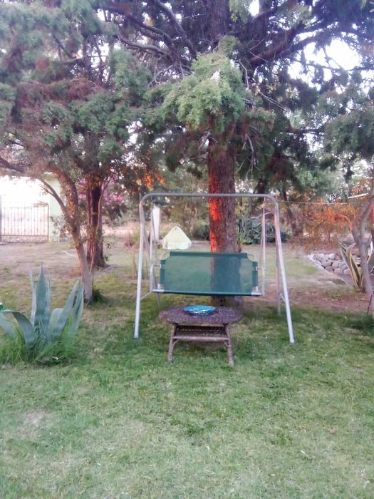 Продава бунгало за 4-ма до морето в Кариани.