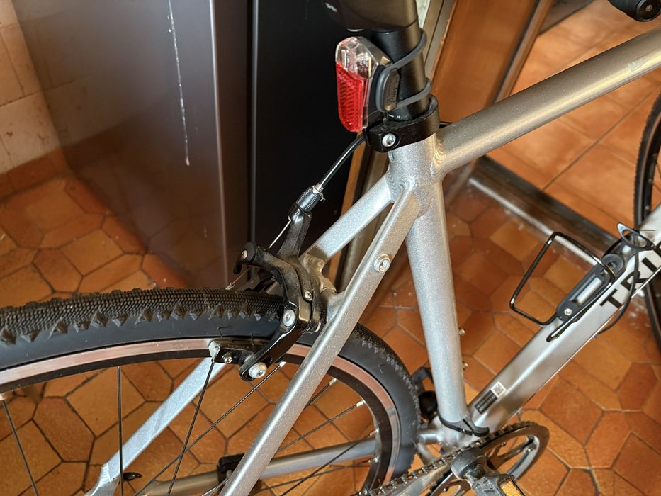 Bicicleta cursieră Triban RC 100