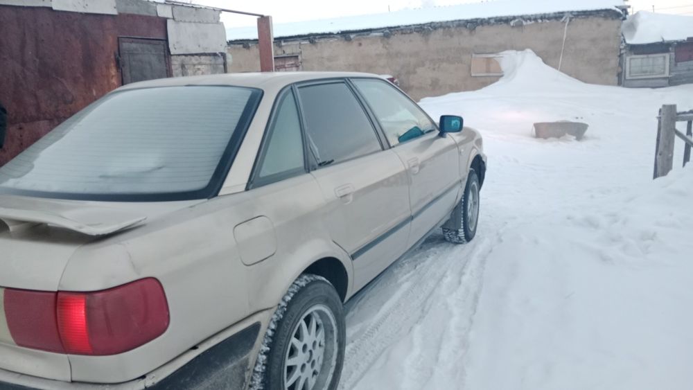 Ауди 80 б4 в отличном состоянии