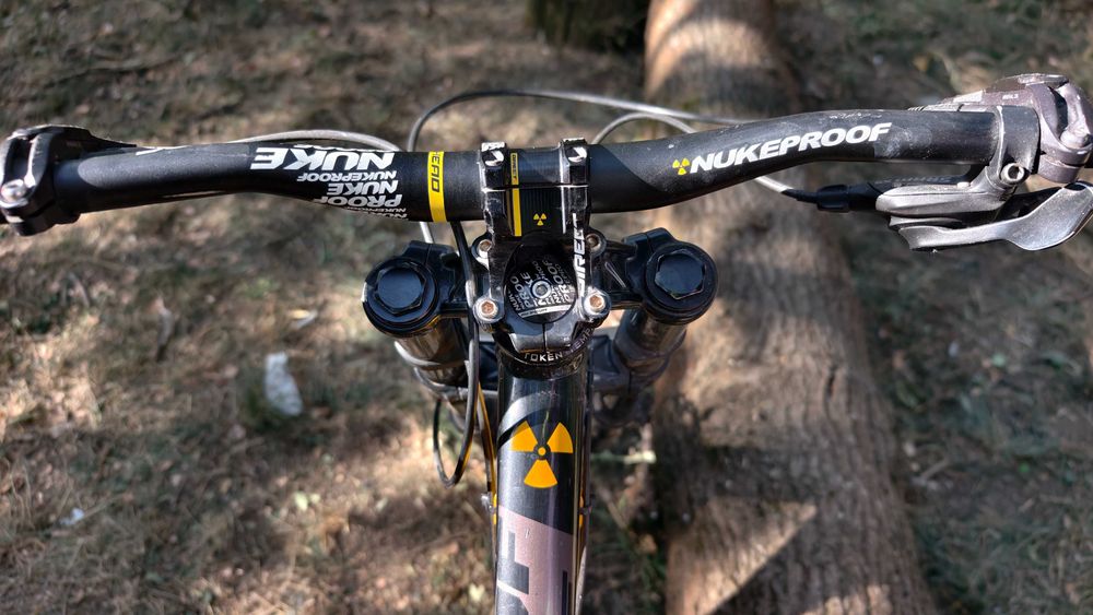 Nukeproof Pulse 2017 26” downhill dh