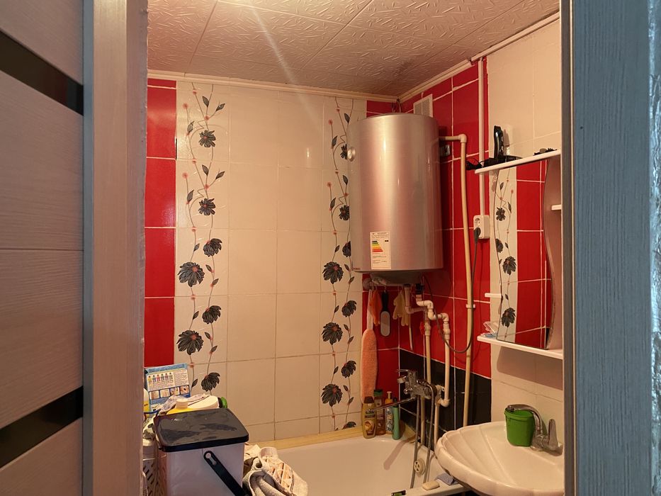 Срочно Продам квартиру на 5 районе