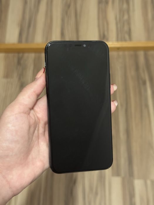 Айфон 11 про.