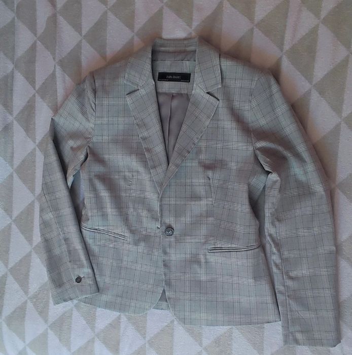 Sacou Zara masura 42 EUR/ 10 USA/32 MEX