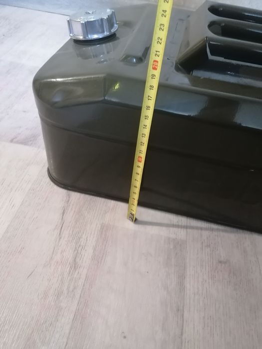 Продам новую Канистру,