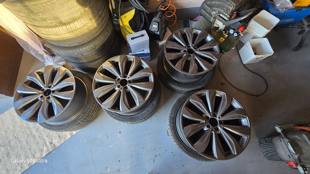 Jante noi originale Mercedes E class S class R20 in 2 latimi